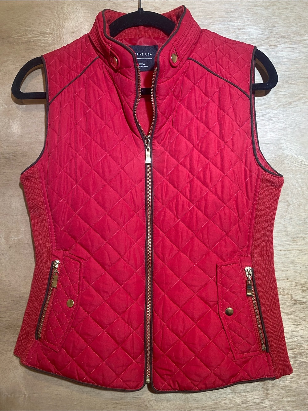 Active USA Quilted Red Sleeveless Vest with Gold Hardware